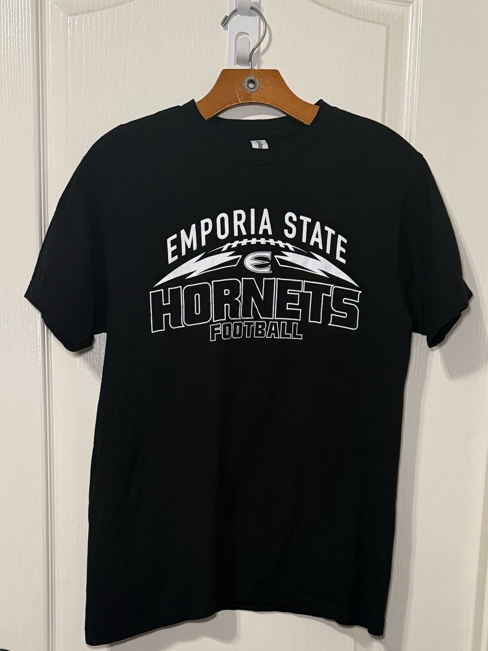 Emporia State Hornet MIAA Football Graphic Tshirt Size Medium NWOT